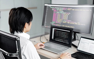 芜湖 api php源码,下载的php源码怎么运行呢？